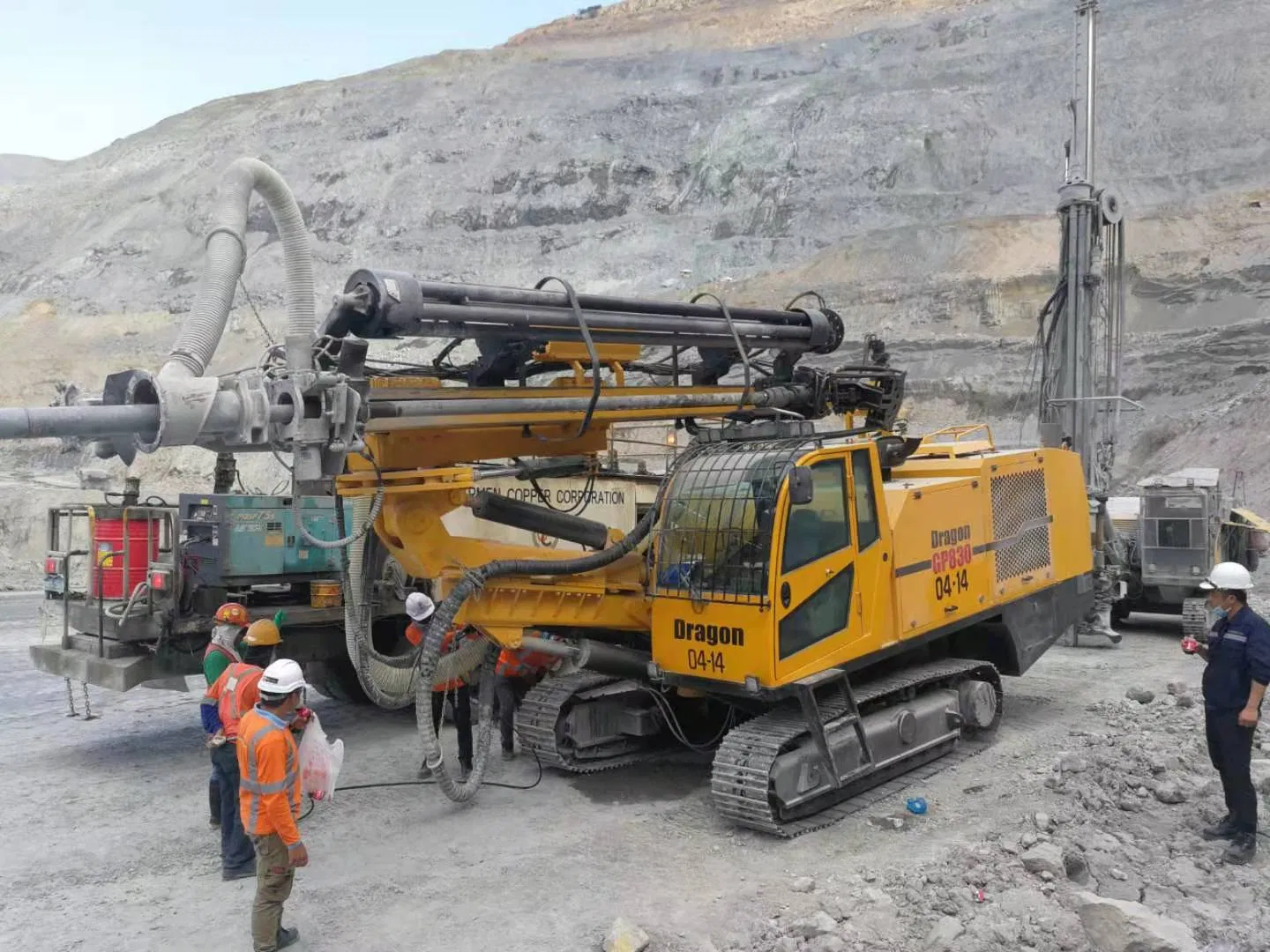 Hydraulic Crawler Truck Mounted DTH RC Down The Hole Hammer Rock Impact Drilling Rig Top Hammer Blasting Water Well Surface Vertical Shaft Drill