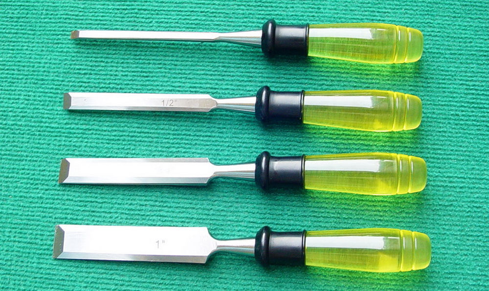 Versatile 4-Piece Wood Chisel Kit for Crafting Enthusiasts