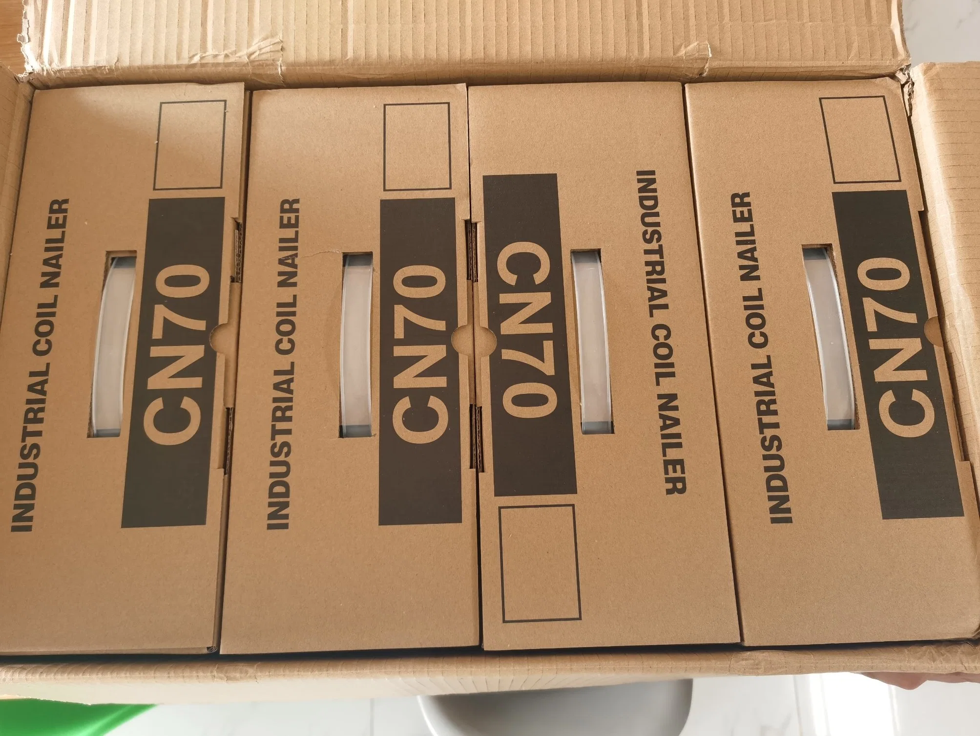 Cn70 Pneumatic Coil Nail Gun for Construction