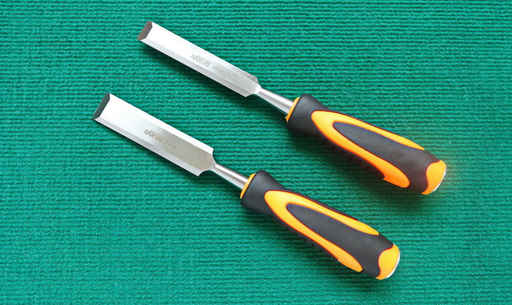 Professional Wood Chisel Set with Comfortable Wooden Handles