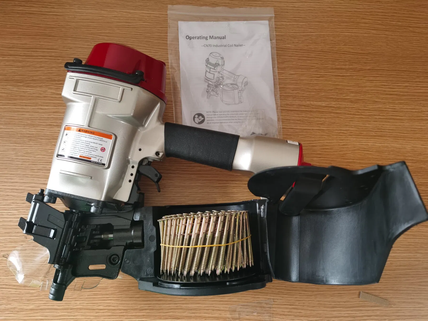 Cn70 Pneumatic Coil Nail Gun for Construction