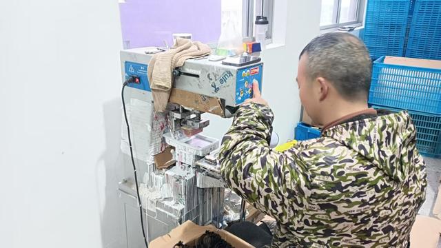 Industrial chisels for cutting shaping and material removal