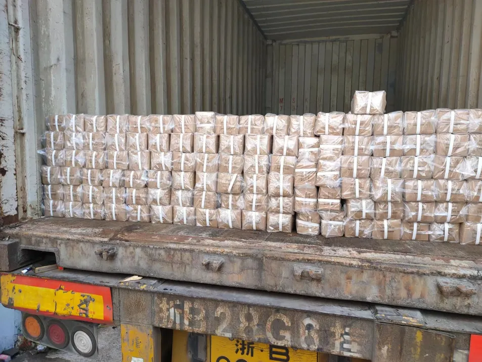 Wood Chisel Packing 2