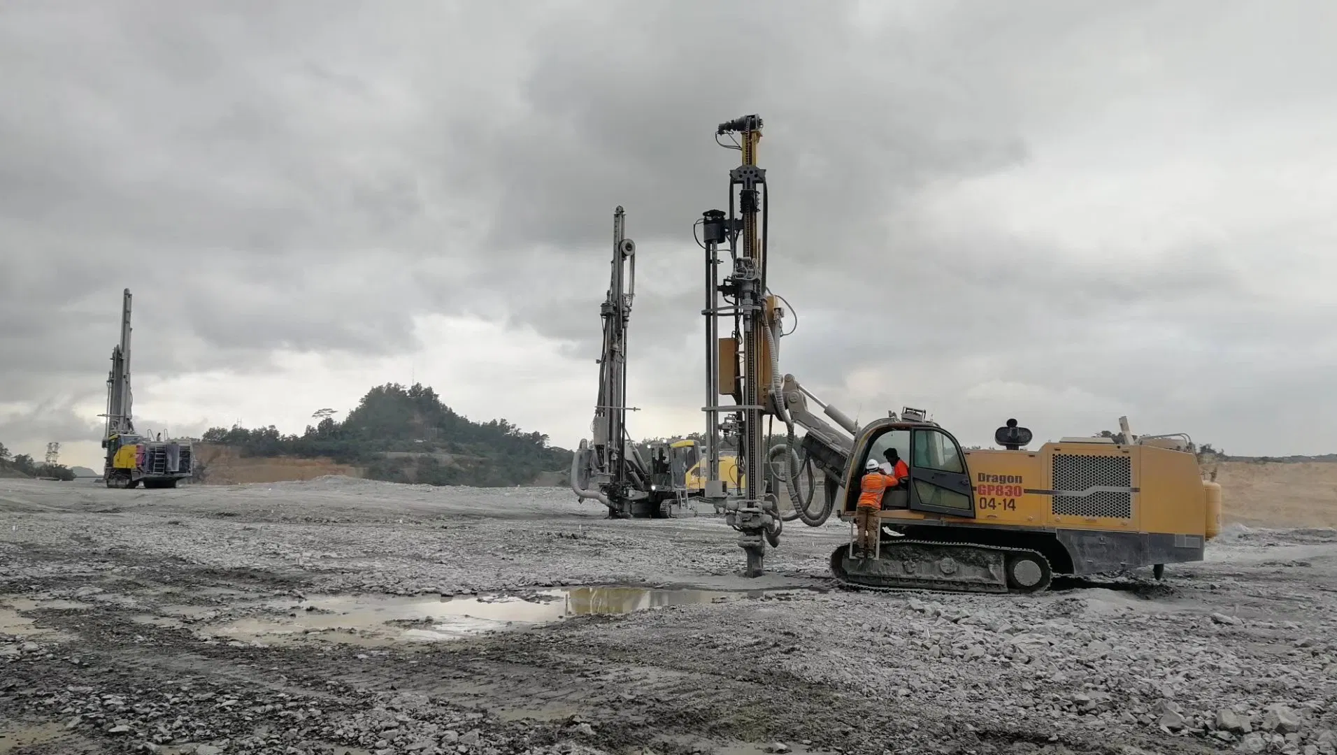 Hydraulic Crawler Truck Mounted DTH RC Down The Hole Hammer Rock Impact Drilling Rig Top Hammer Blasting Water Well Surface Vertical Shaft Drill