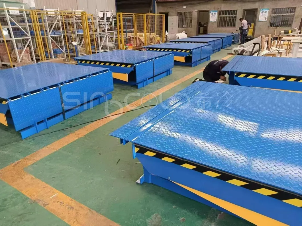 Hydraulic Dock Leveler Photo 1