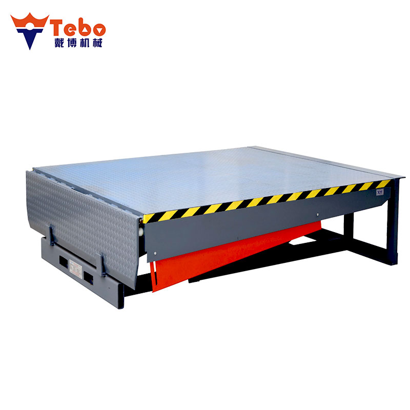 Heavy-Duty Adjustable Hydraulic Dock Leveler 6 Ton Capacity for Warehouse Use