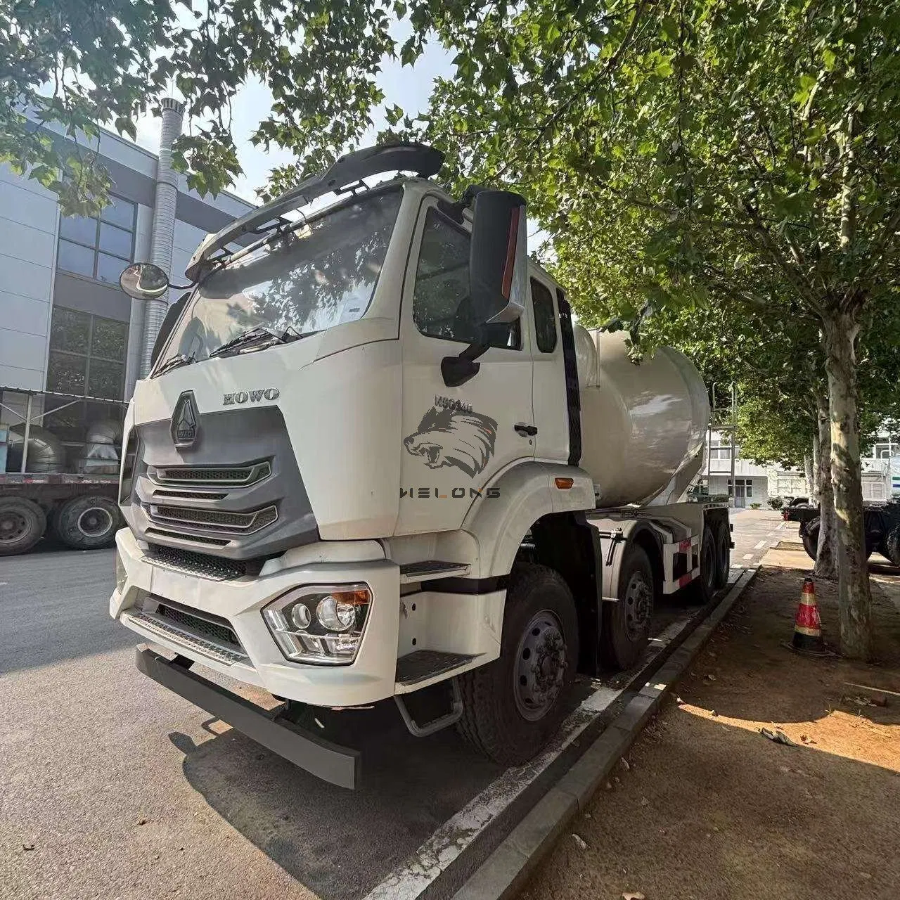 Used HOWO Nx Tx 6X4 17ton Mixer Truck 8×4 Chassis 14m³ Mixing Drum 351-450HP Diesel Power Euro 4 Euro 5 Emission for Construction Industry with CE