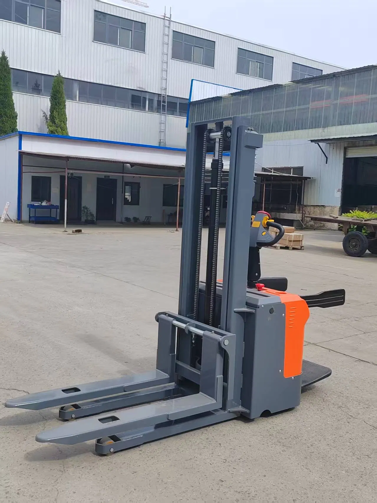 1600mm 1.5 Ton Compact High-Lift High-Capacity Electric Pallet Stacker