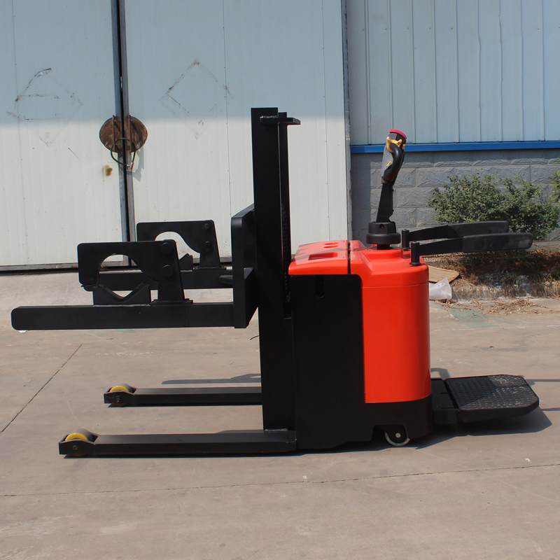 High Range Stand-on Pallet Stacker Initial Lift Electric Forklift with Customized Fixed Clamp for for Cylindrical and Slender Goods