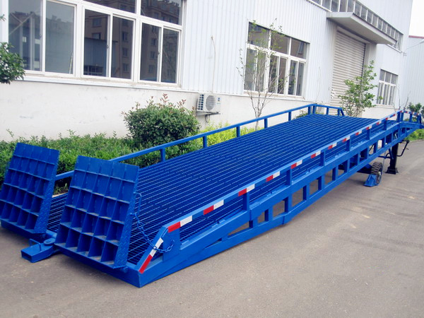 Mobile Dock Container Loading Ramps