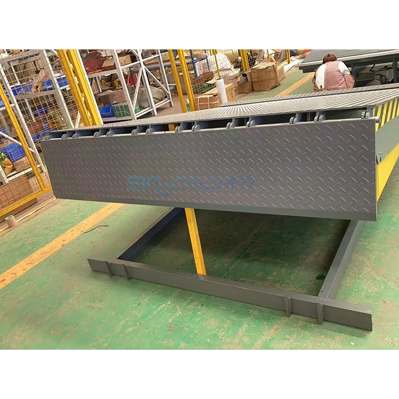 Fixed Electro-Hydraulic Docking Bridge Unloading Loading Platform Hydraulic Dock Leveler Warehouse Container Lifting Ramp