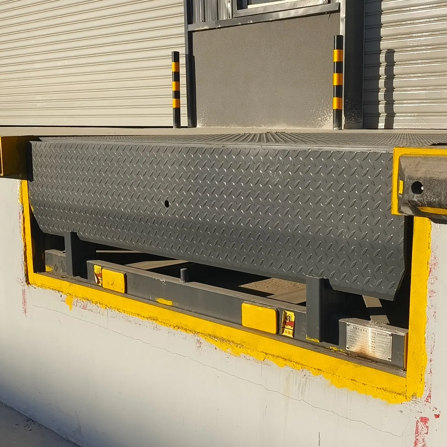 Big Clearance Sale Fixed Dock Leveler Truck Container Electric Hydraulic Pit Type Loading Ramp