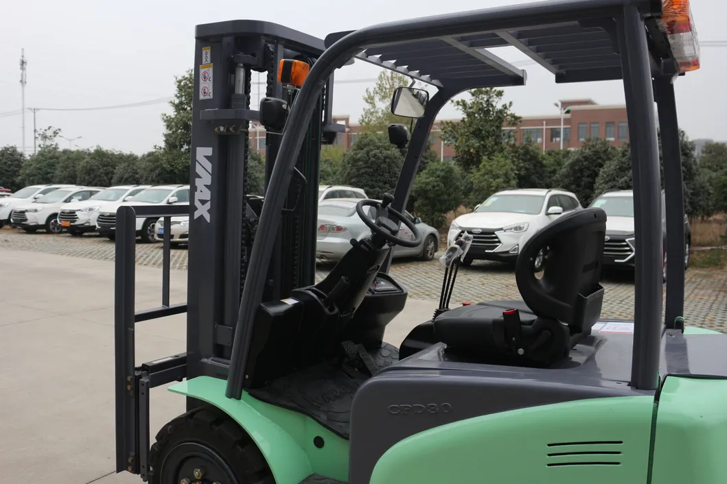 Electric Forklift Detail 4