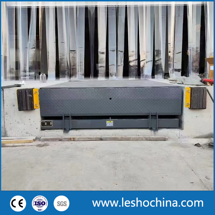 Adjustable Construction Equipment Forklift Vehicle Dock Car Lift Platform Dock Ramp Leveler Loading Machine