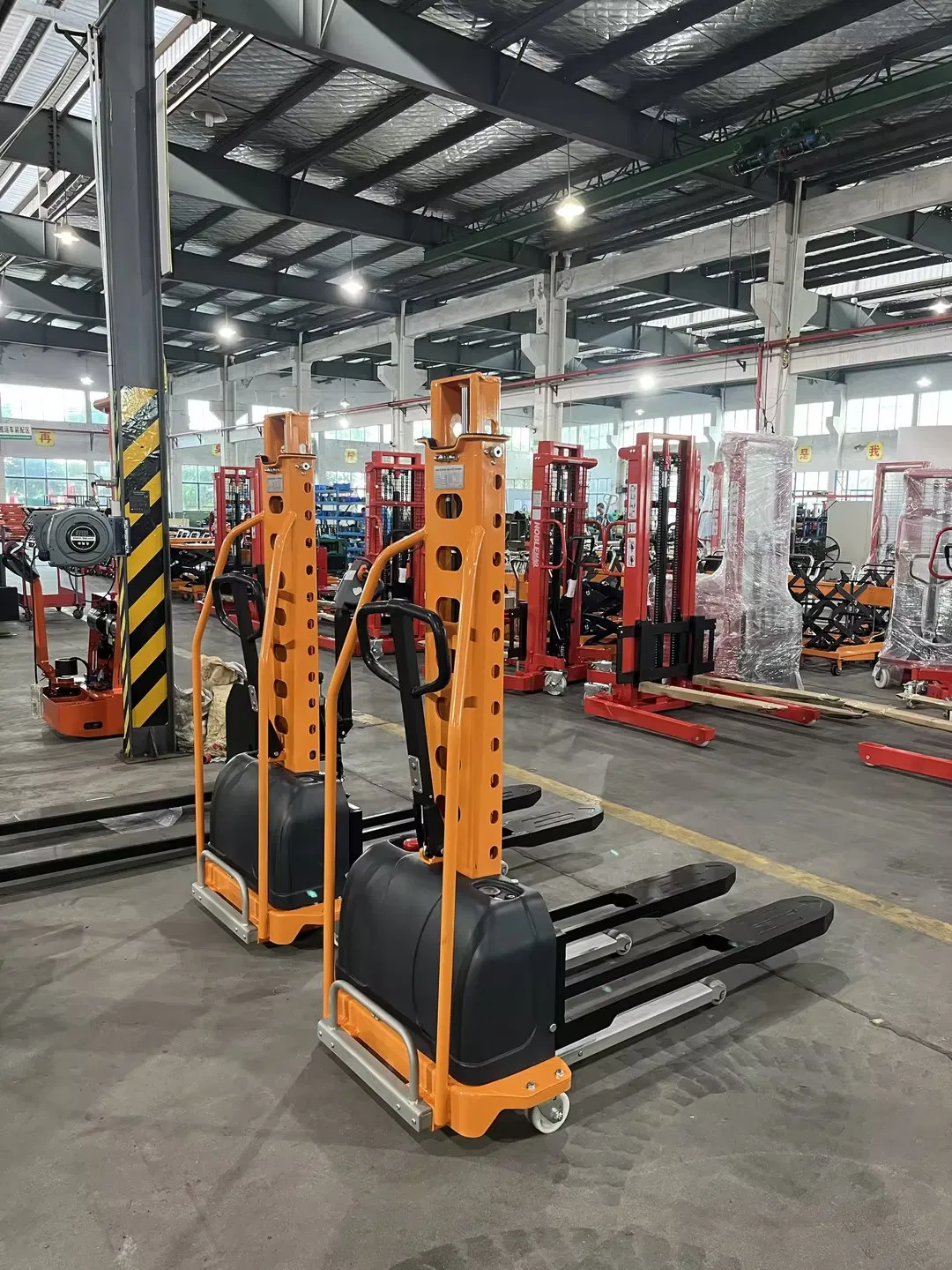 High Capacity Electric Pallet Stacker Lifting Equipment Self Lift Stacker
