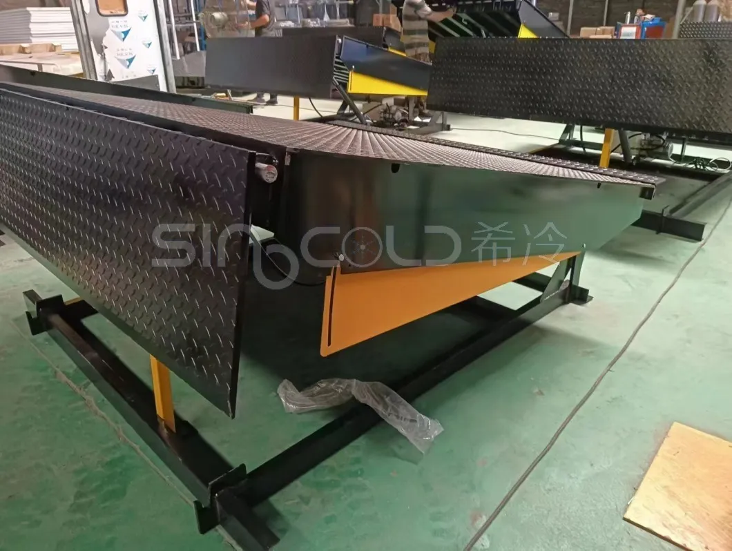 Hydraulic Dock Leveler Photo 2