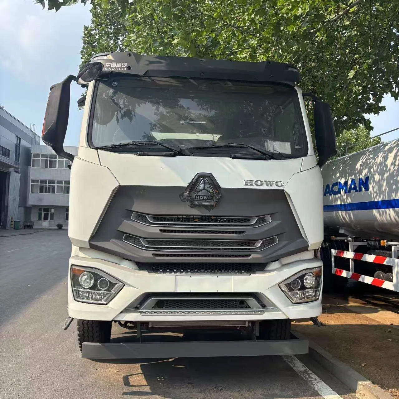 Used HOWO Nx Tx 6X4 17ton Mixer Truck 8×4 Chassis 14m³ Mixing Drum 351-450HP Diesel Power Euro 4 Euro 5 Emission for Construction Industry with CE