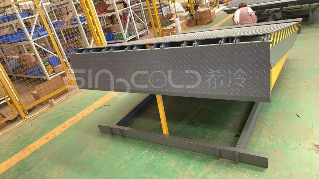 Hydraulic Dock Leveler Photo 6