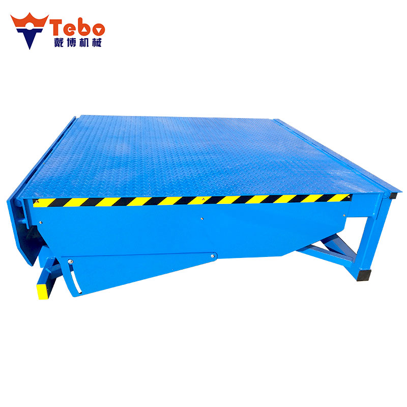 Heavy-Duty Adjustable Hydraulic Dock Leveler 6 Ton Capacity for Warehouse Use