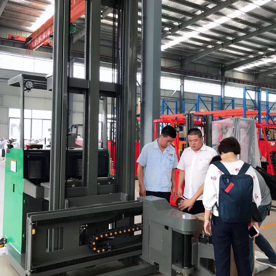 High Lift 7.5m 1000kg Electric Pallet Lift Stacker 3 Ways Vna Forklift for Narrow Aisle Warehouse