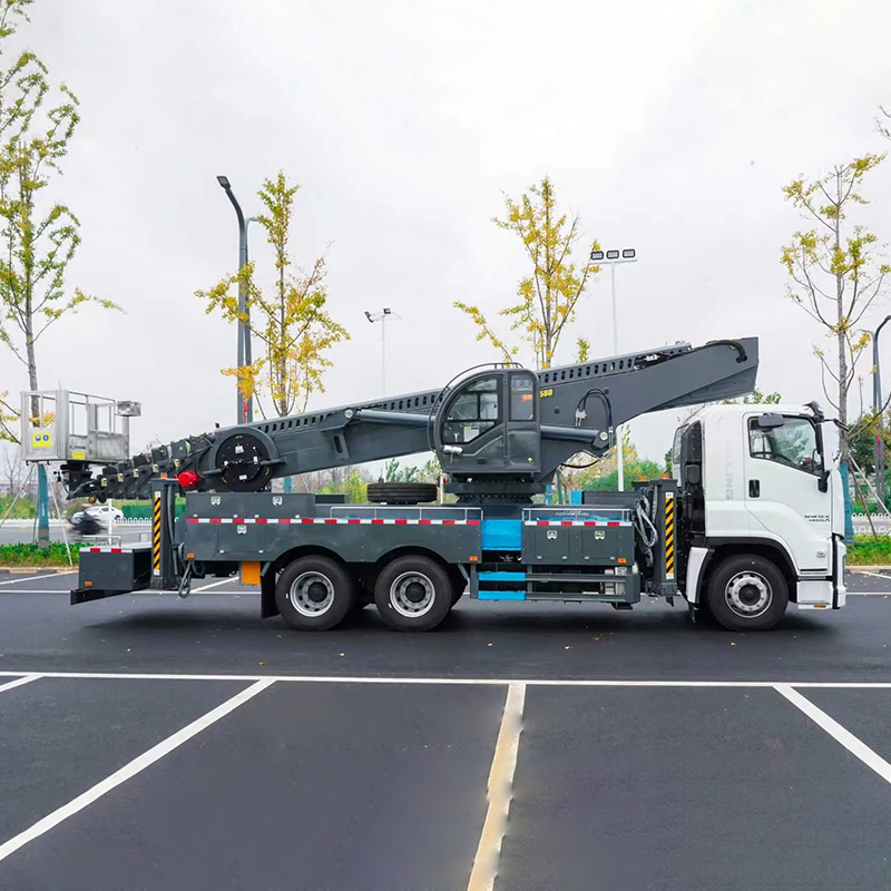 Japan Engine 60-Meter Straight Boom Aerial Work Platform Truck, High-Reach Platform Truck, Suitable for Various Aerial Work Tasks.