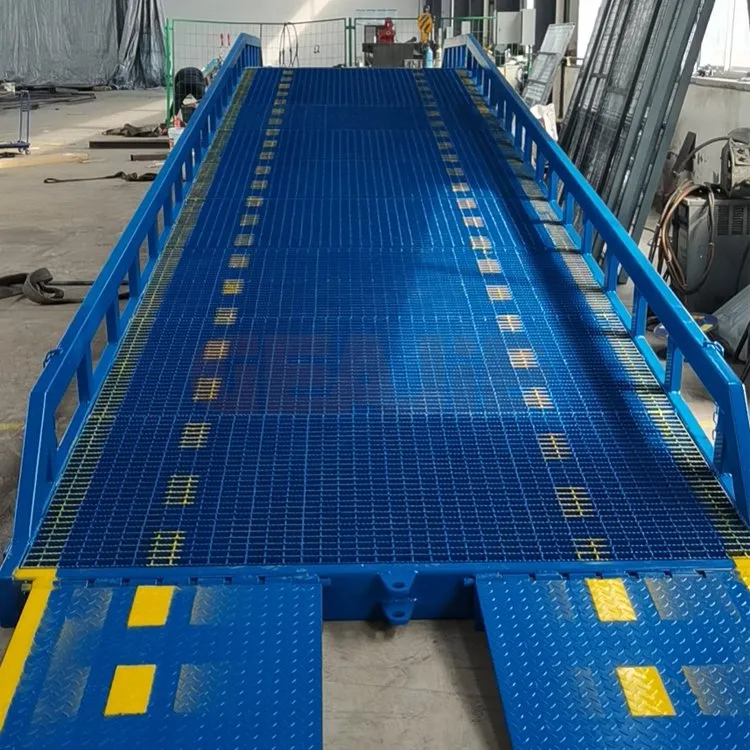 Manual Loading Dock Leveler 4