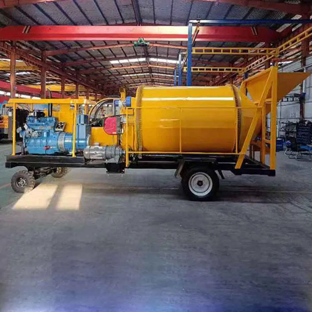 China-Manufactured Dual-Drum Asphalt Mixer Trucks