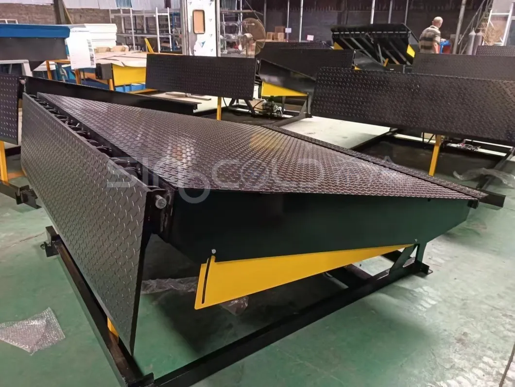 Hydraulic Dock Leveler Photo 3