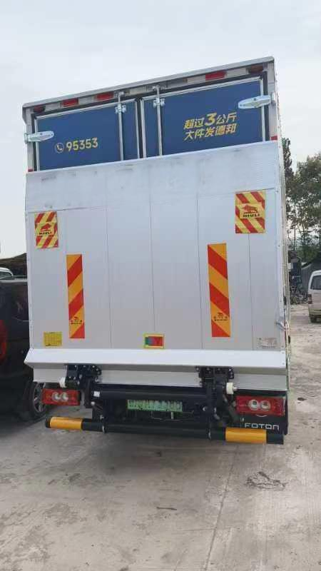 Truck Tailgate Lift System, Cantilever Slider, 2000kg Capacity.
