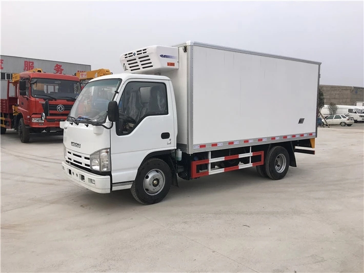 Brand New Isuzu 4X2 5-Tons Insulated Refrigeration Box Truck for Sale in Dubai