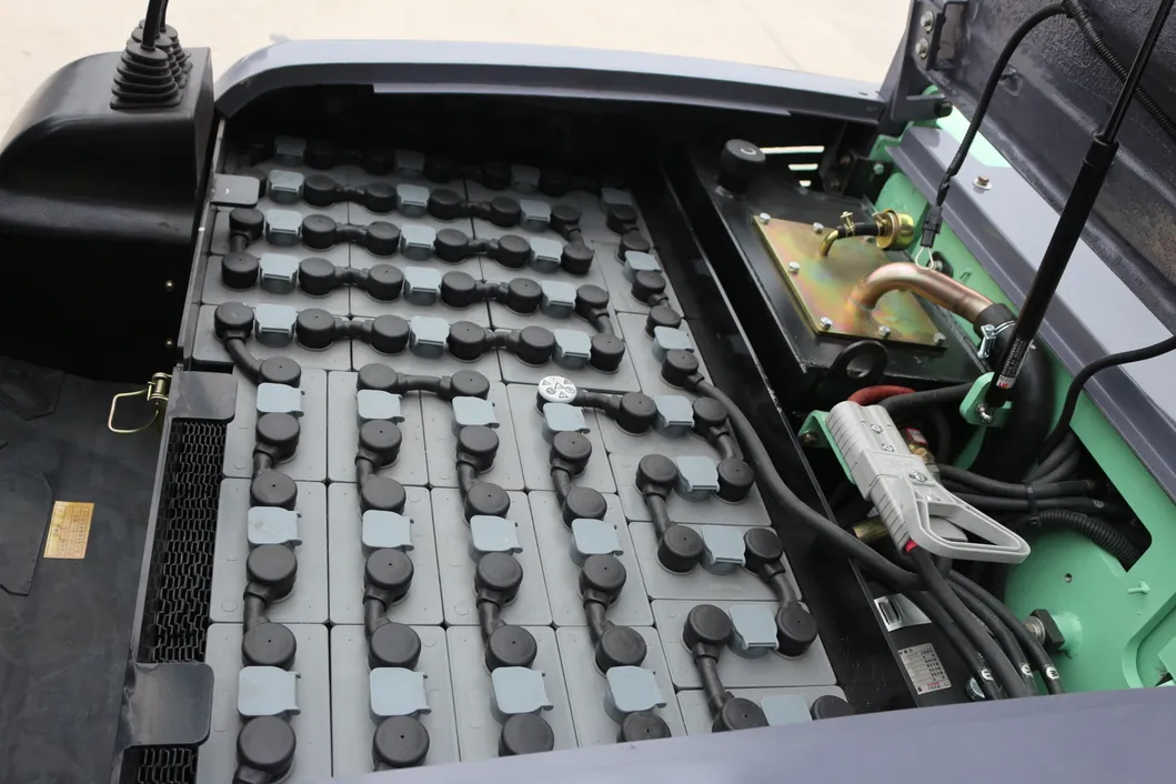 Electric Forklift Detail 3