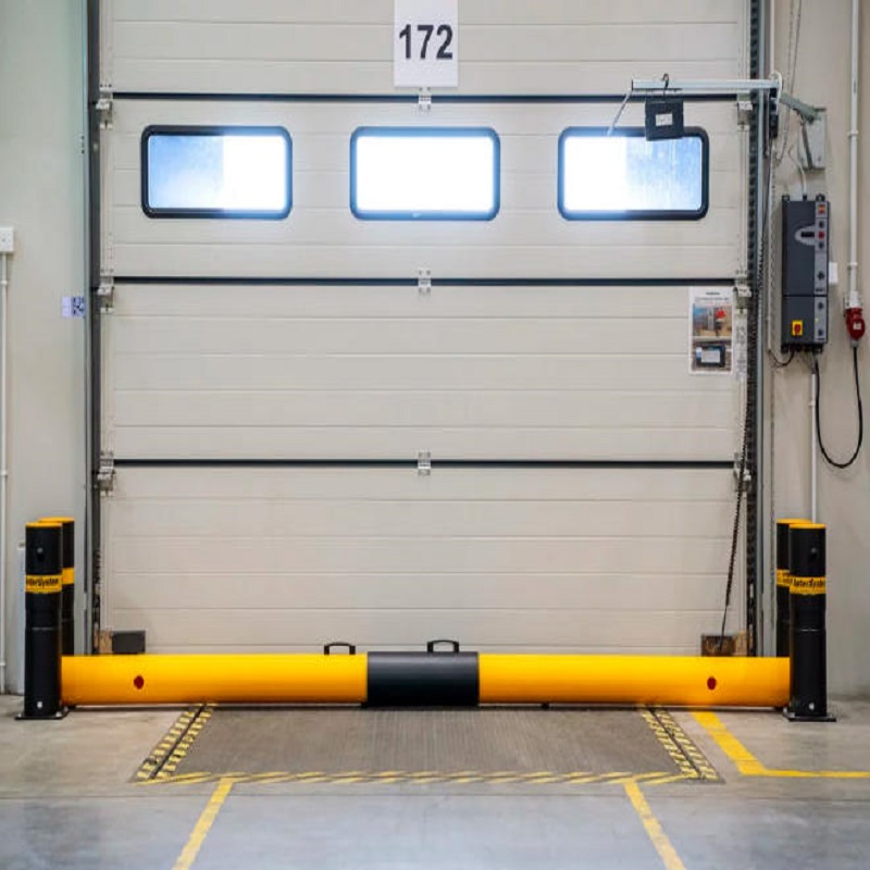 Adjustable High-Capacity Dock Leveler for Warehouse and Logistics Dock Equipment