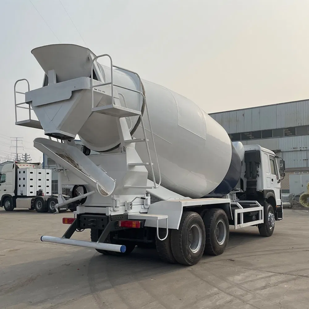 Hot Selling 2025 Years Model Sinotruk HOWO 6X4 10cbm Concrete Mixer Truck with Drum