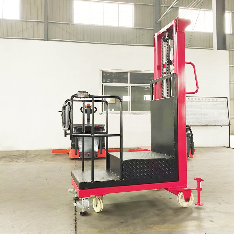 Order Picker for Warehouse Equipment