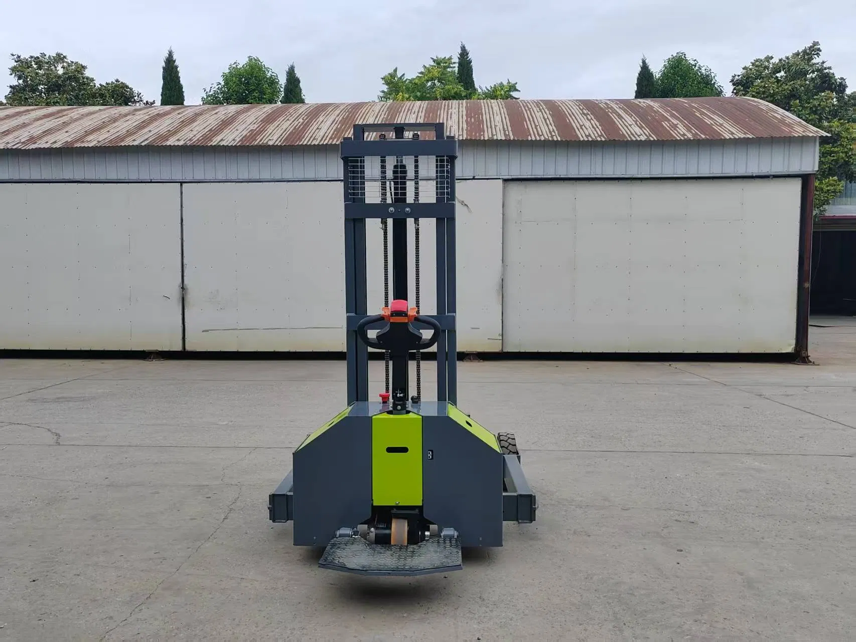 off Road Stacker Pallet Truck 2t All Terrain Fully Automatic Lift Height 3m Stand on Electric Stacker