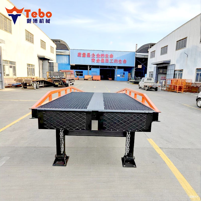 Mobile Hydraulic Dock Ramp Portable Loading Ramp for Truck