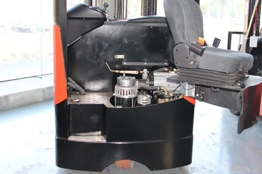 Reach Truck Operation