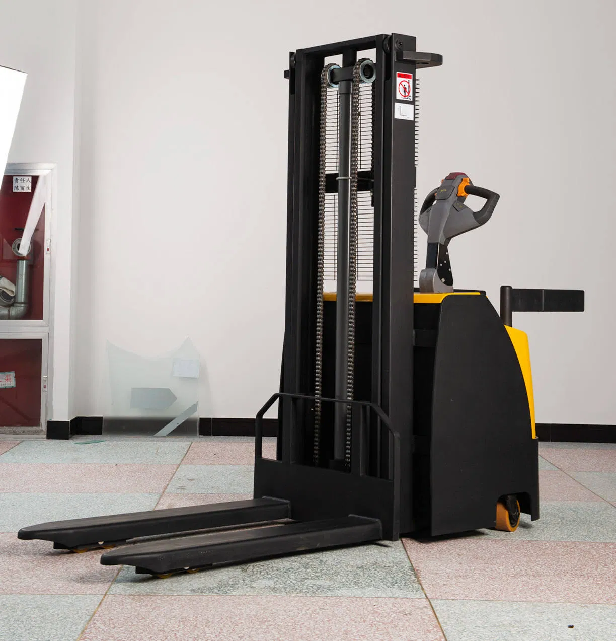 2 Ton Electric Stacker Hydraulic Fully Electric Pallet Stacker with Adjustable Forks