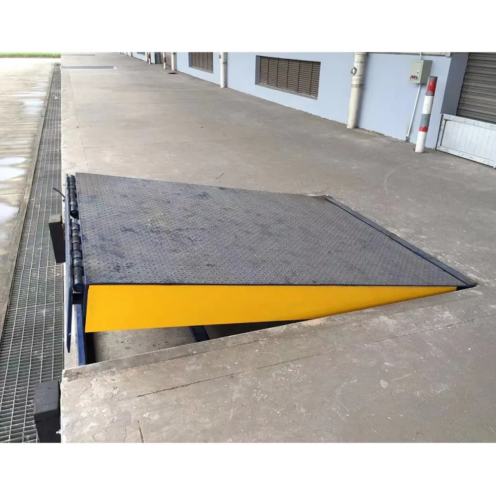Fixed Logistics Loading Bay Hydraulic Truck Container Adjustable Loading Dock Ramp Leveler