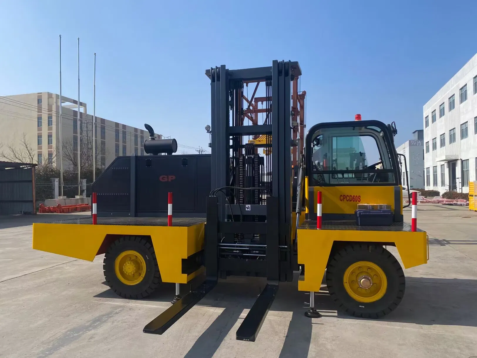 Handling Equipment Side Diesel Forklift Truck 6 Ton 8 Ton 9 Ton 10 Ton with 3.6m Lifting Height