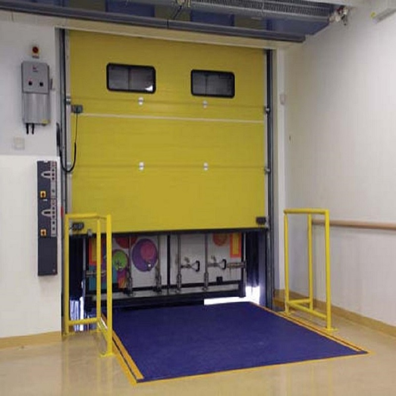 Adjustable High-Capacity Dock Leveler for Warehouse and Logistics Dock Equipment