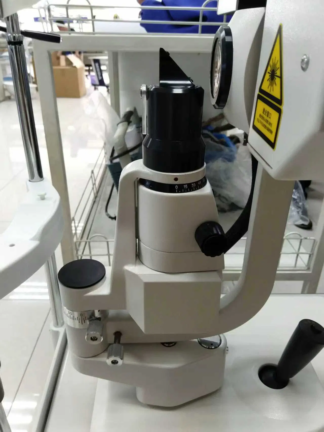 Dispositivo a Laser ND YAG