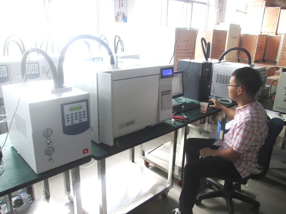 Cromatógrafo Iônico Cromatógrafo Iônico Totalmente Automático Equipamento