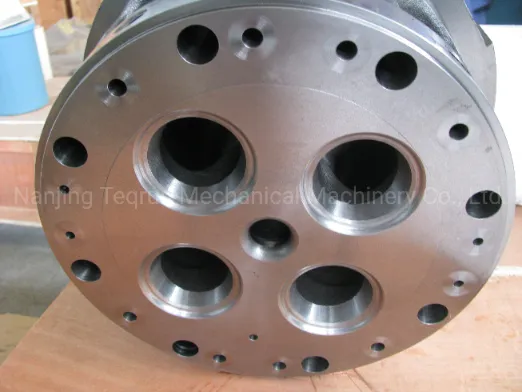 Cylinder Head Emd645 View 4