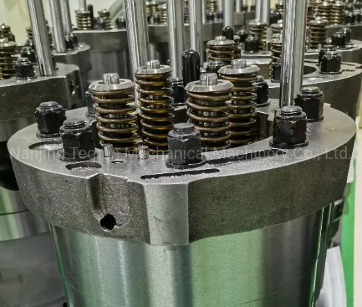 Cylinder Head Emd645 View 3