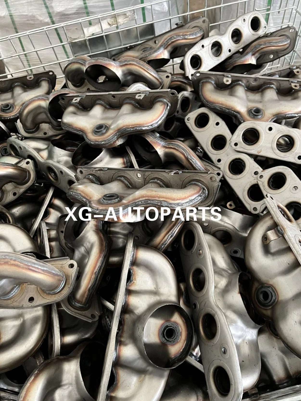 Aftermarket Exhaust Component Manifold for IX25