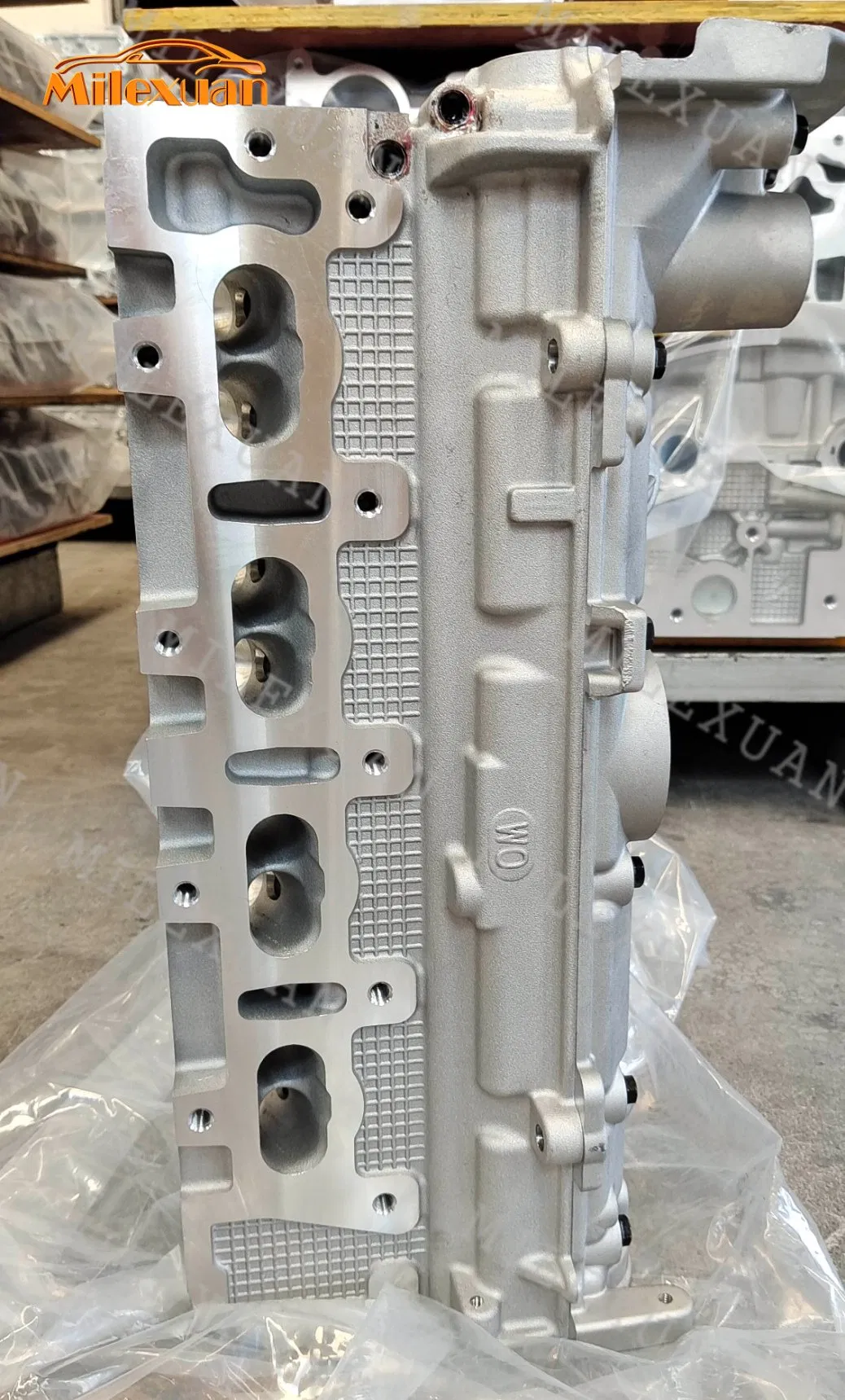 Xc New 1.6L 16V K4m Aluminum Cylinder Head Assembly 7701473353 7701471364 for Renault Laguna Clio Megane Scenic Kangoo