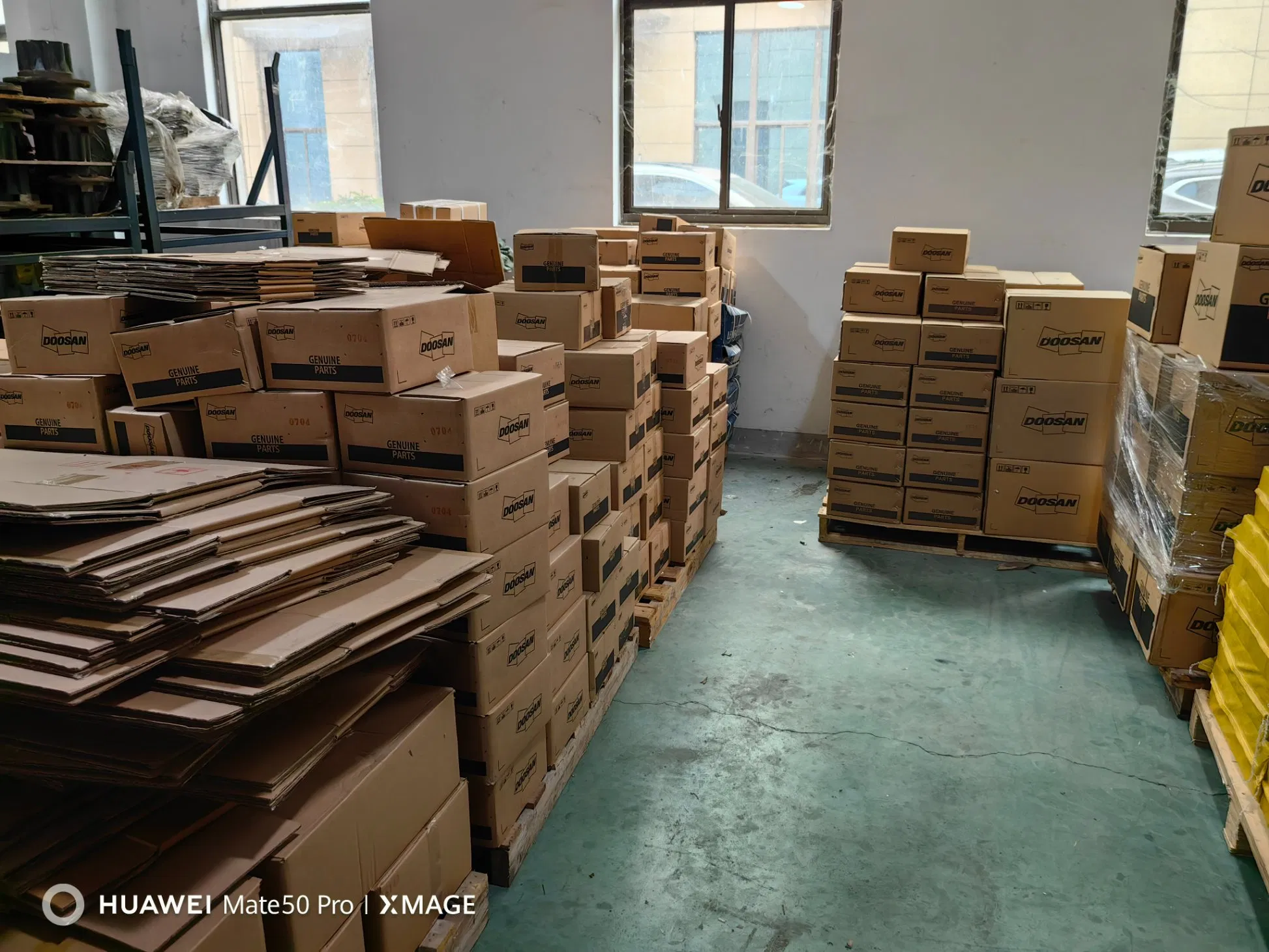 Exhaust Manifold 65.08101-0527 for Doosan Engine