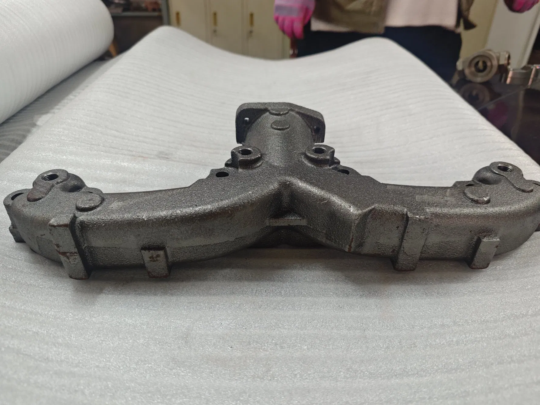 Near The Automobile Front Grille Cold Air Intake Manifold with Ts16949