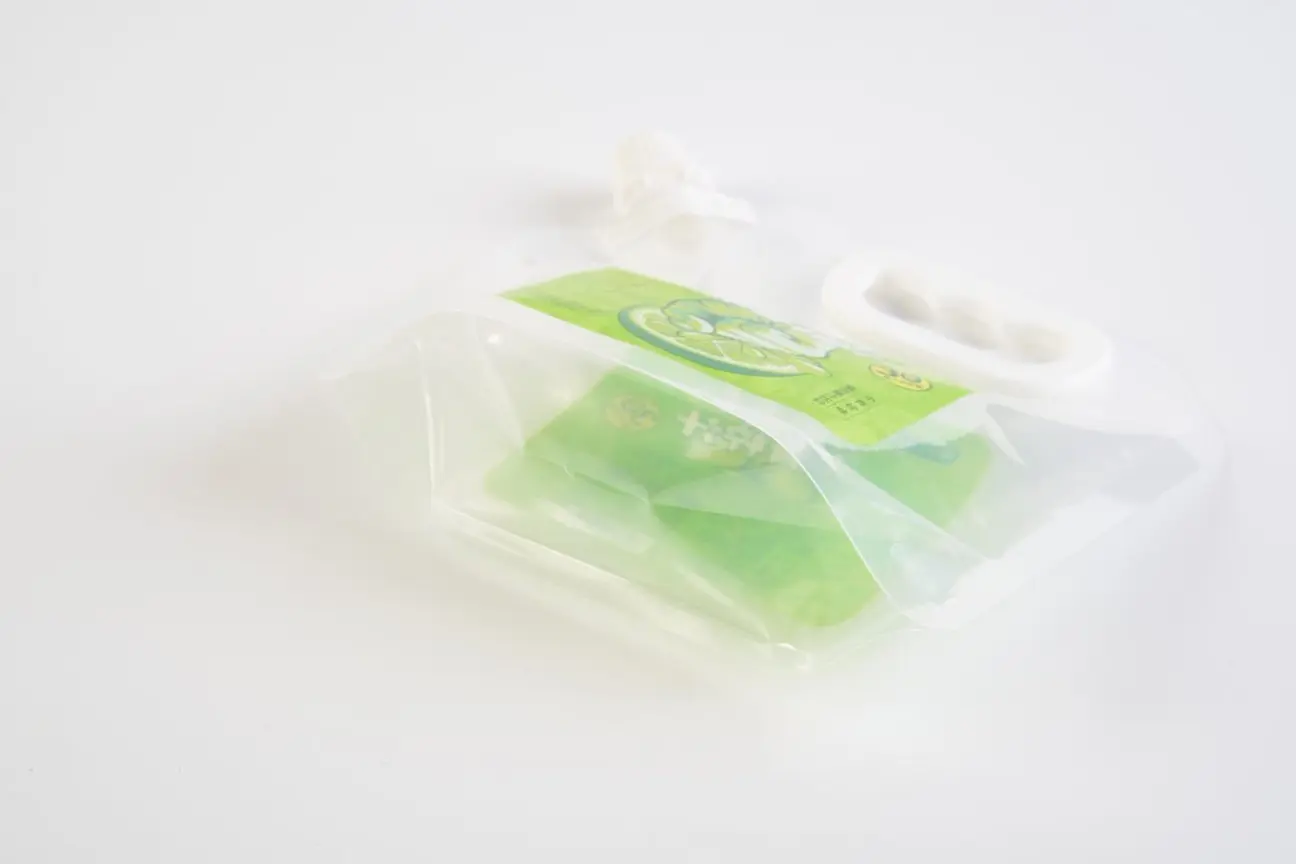 China Self-Standing Spout Pouch - 1.5L Capacity from China Suppliers and Factory for Beverages, Sauces, and More Manufacturer, Factories